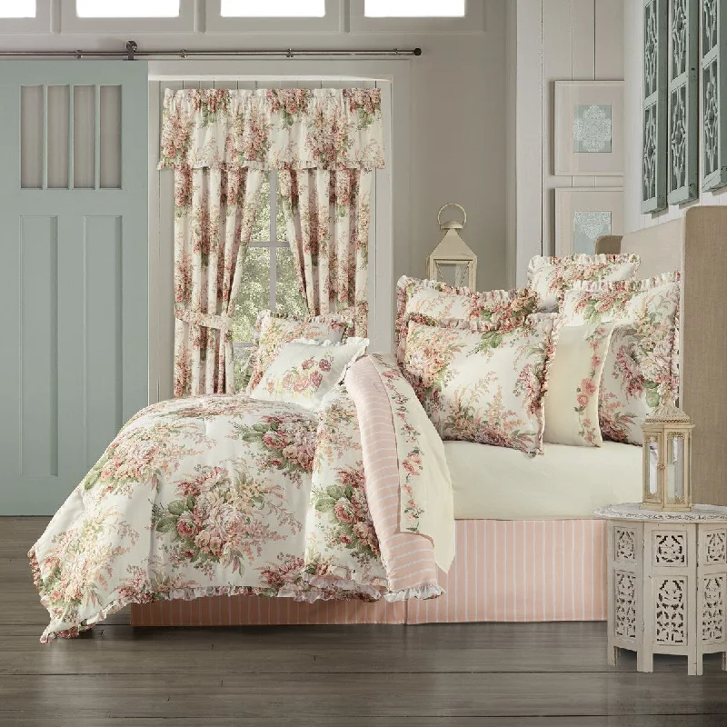 Royal Court Estelle Coral Comforter Set