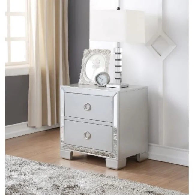 Veoville II Nightstand by Avery Oaks Furniture