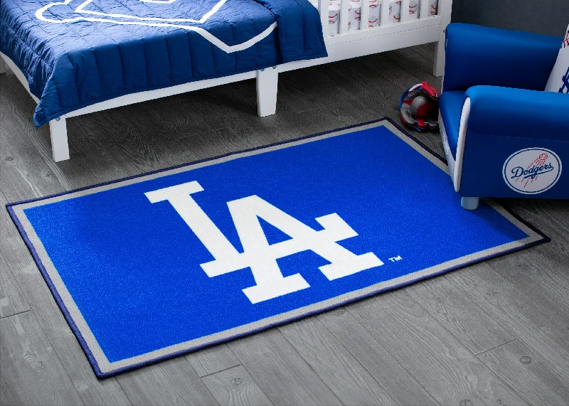 Los Angeles Dodgers Soft Area Rug with Non-Slip Backing (4' x 2'6)